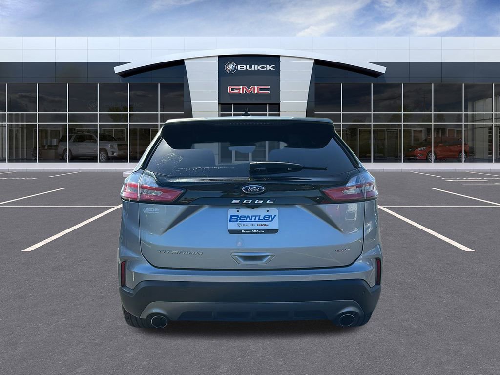 Used 2024 Ford Edge Titanium image 4