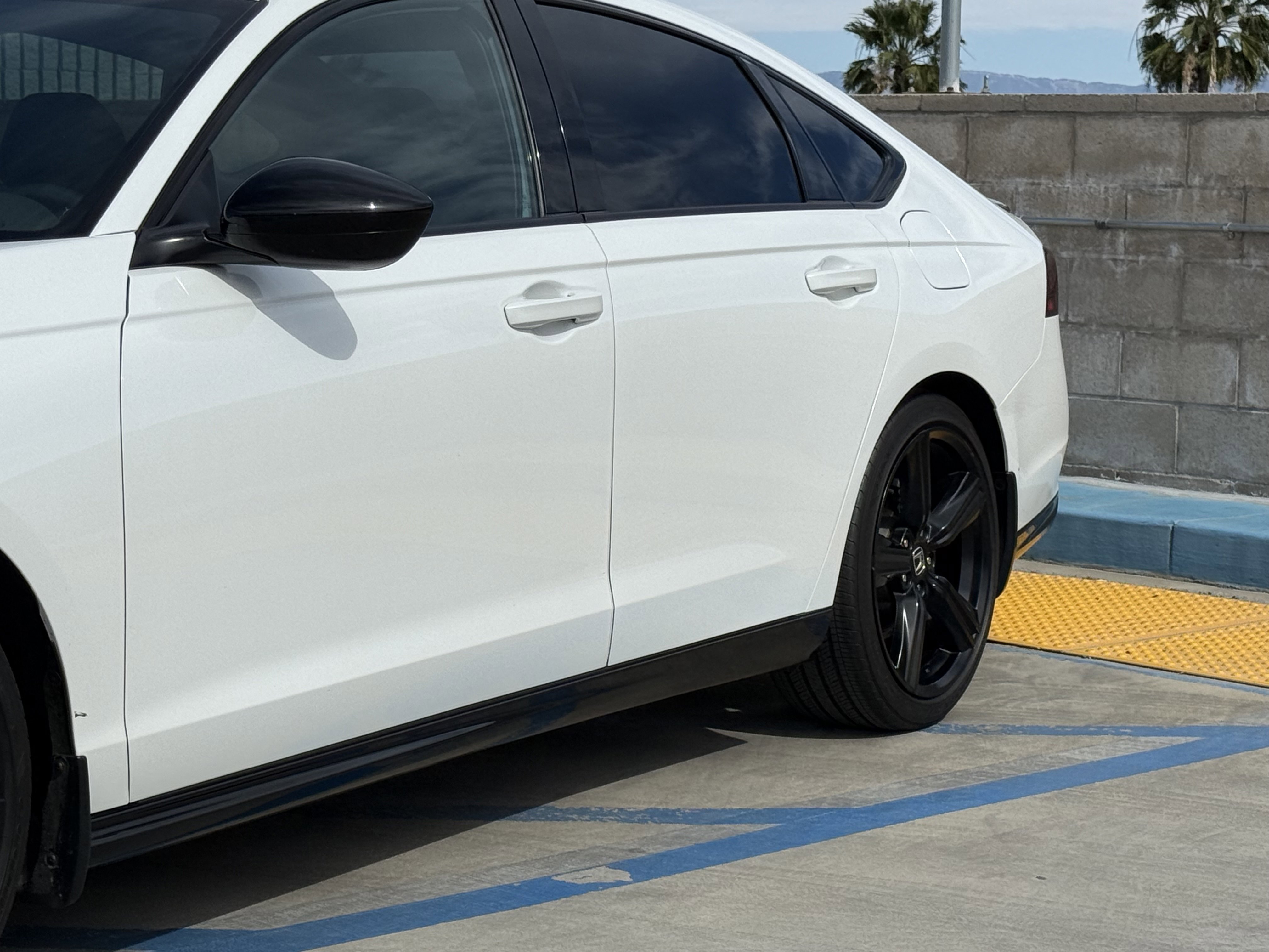 Used 2024 Honda Accord Sport image 8