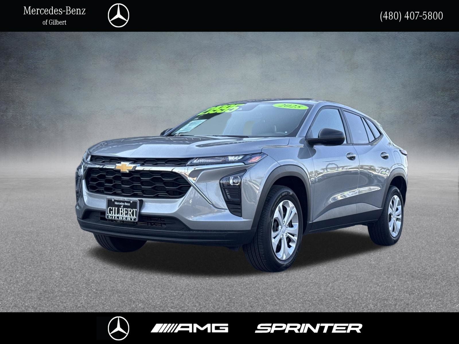 Used 2025 Chevrolet Trax LS FWD image 1