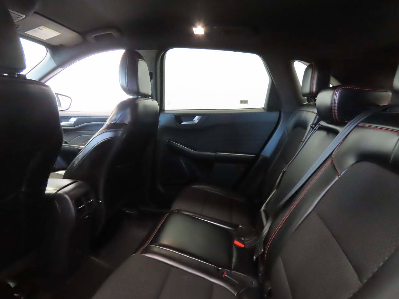 Used 2024 Ford Escape ST-Line FWD image 14