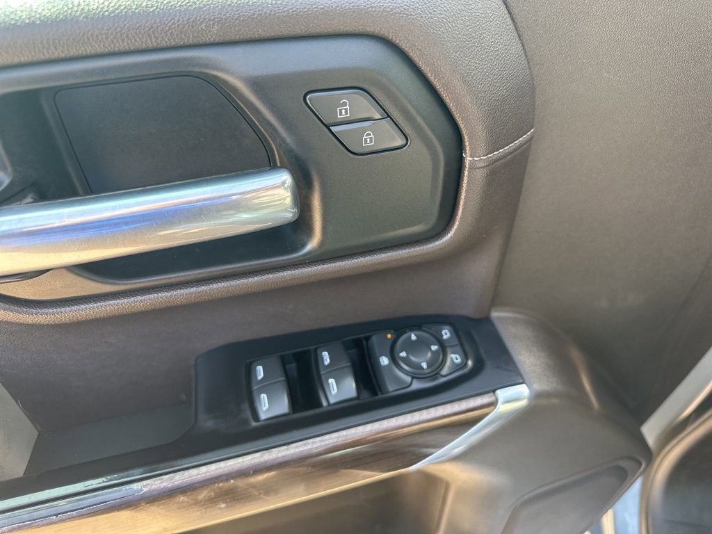 Used 2019 Chevrolet Silverado 1500 LT w/ All-Star Edition image 18