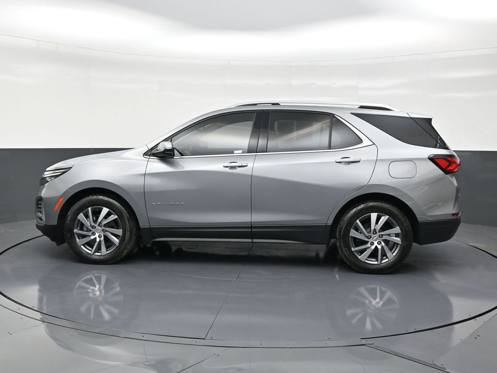 Used 2024 Chevrolet Equinox Premier image 2