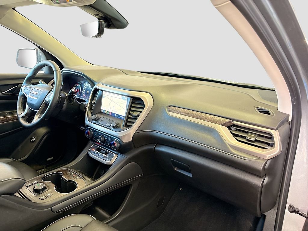 Used 2023 GMC Acadia Denali w/ Denali Ultimate Package image 32