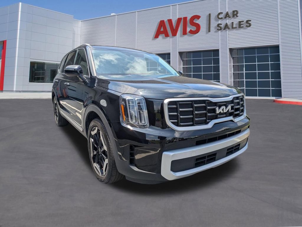 Used 2025 Kia Telluride S AWD/4WD image 3