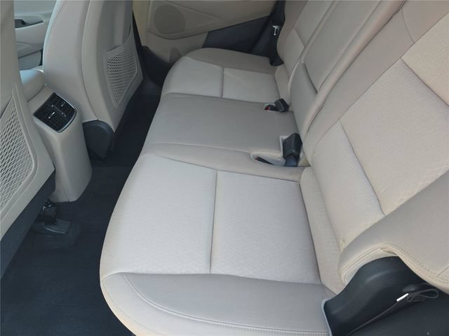 Used 2018 Hyundai Tucson Sport FWD image 13