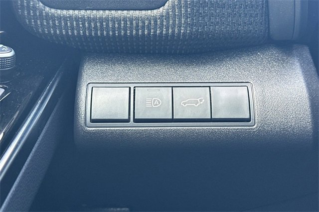 Certified 2023 Subaru Solterra AWD image 33