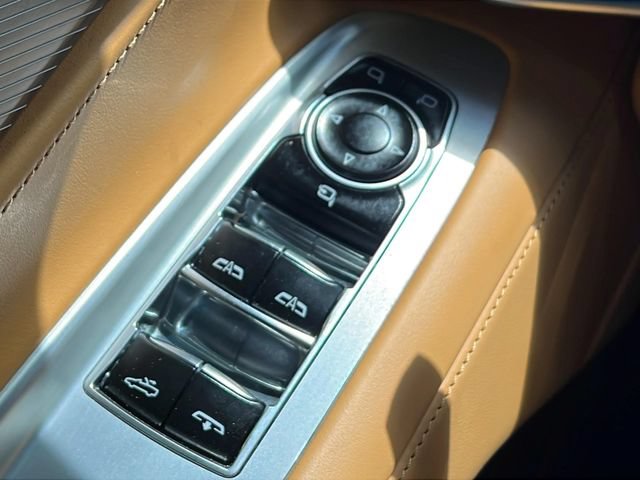 Used 2026 Chevrolet Corvette Stingray Premium Conv w/ Z51 Performance Package RWD image 14