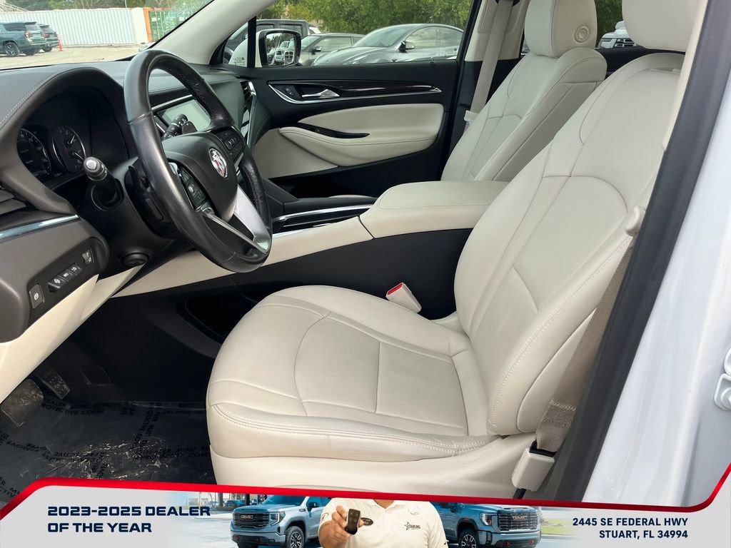 Used 2023 Buick Enclave Premium w/ Experience Buick Package image 9