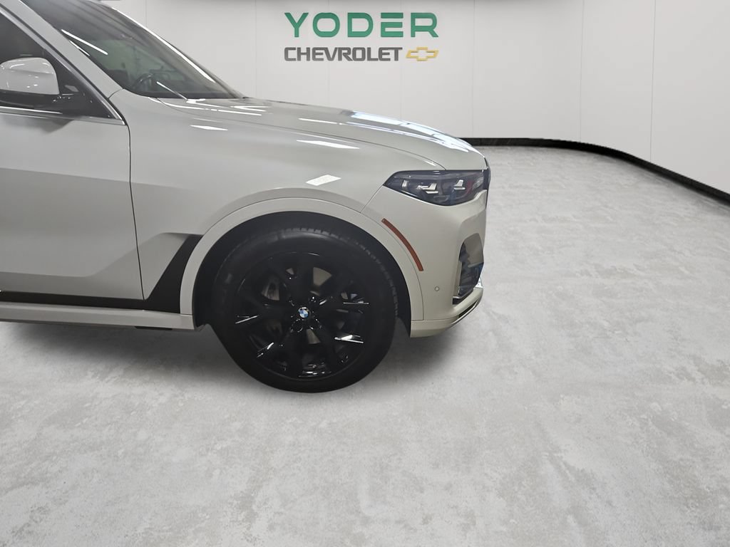 Used 2021 BMW X7 xDrive40i w/ Premium Package AWD/4WD image 54