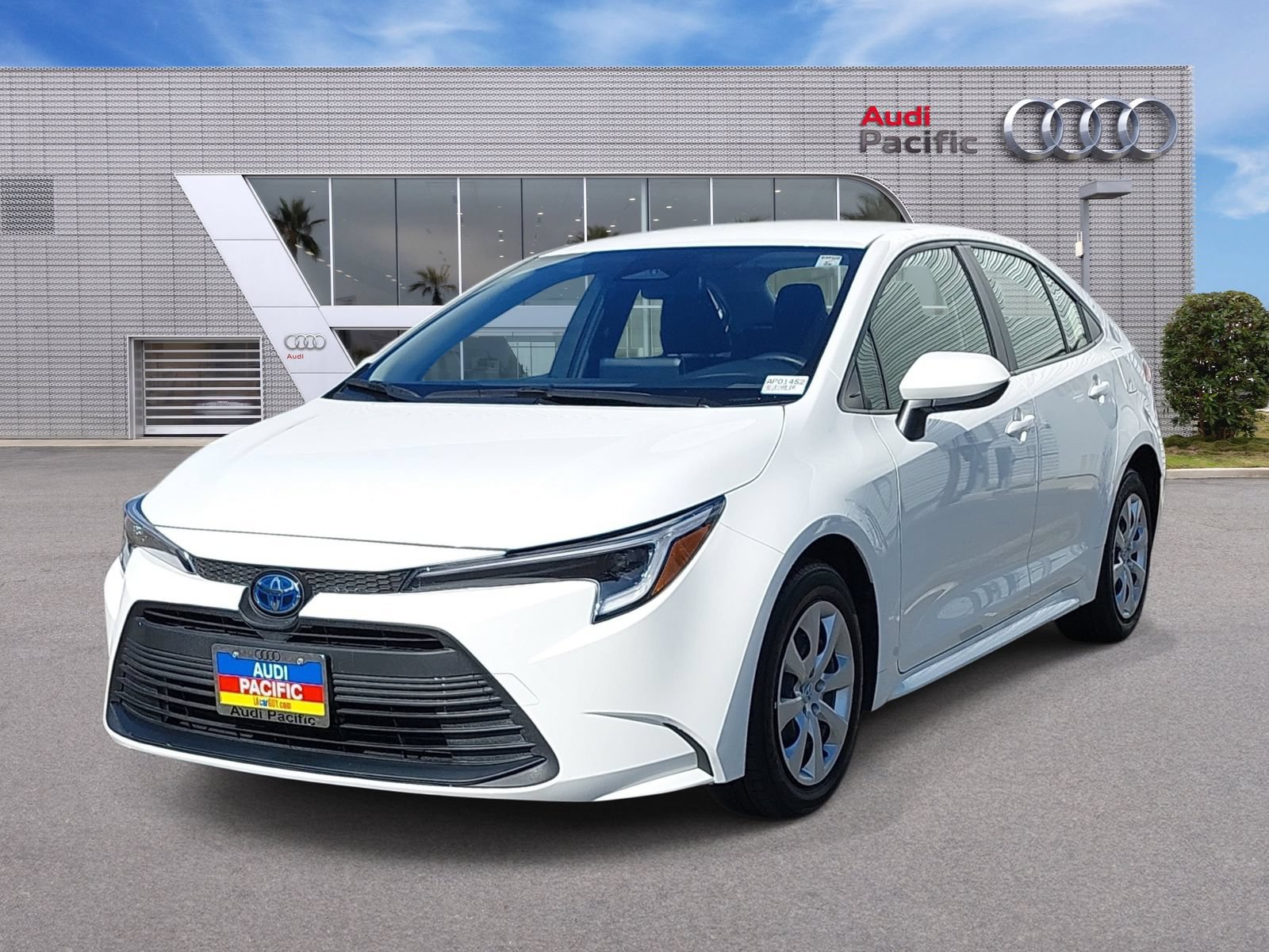 Used 2024 Toyota Corolla LE