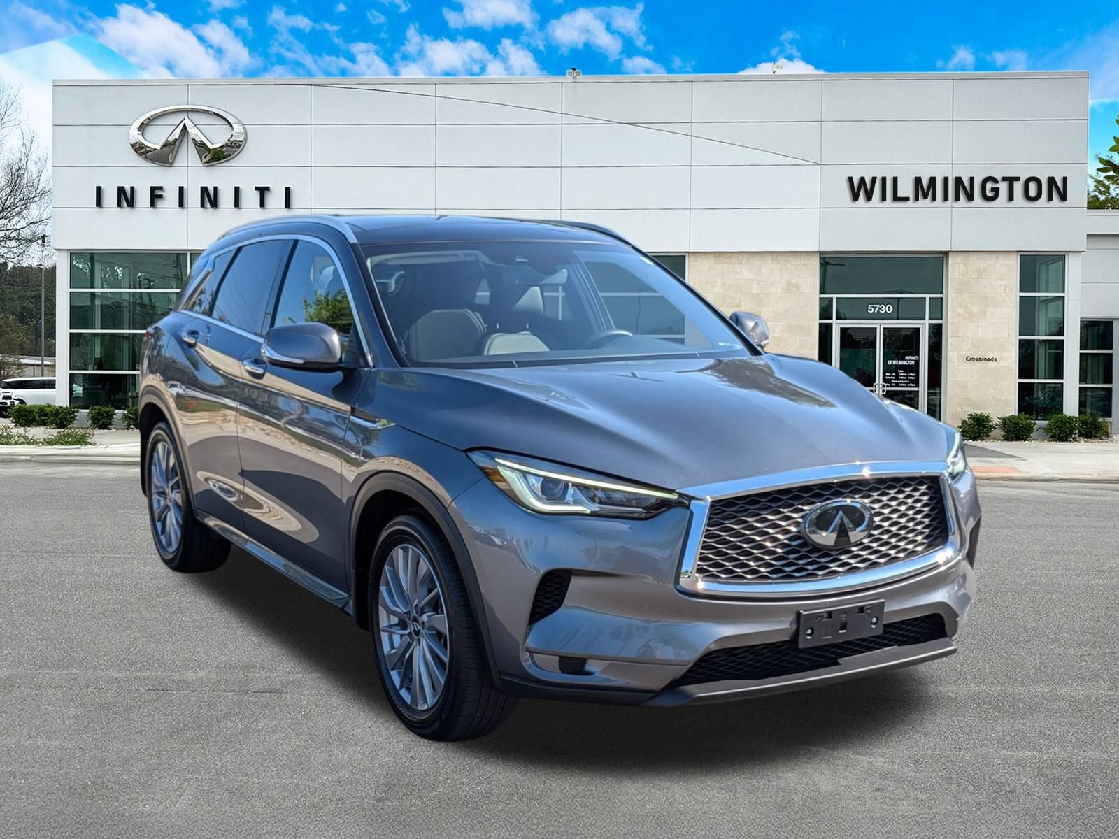 Used 2025 INFINITI QX50 Luxe AWD/4WD image 1