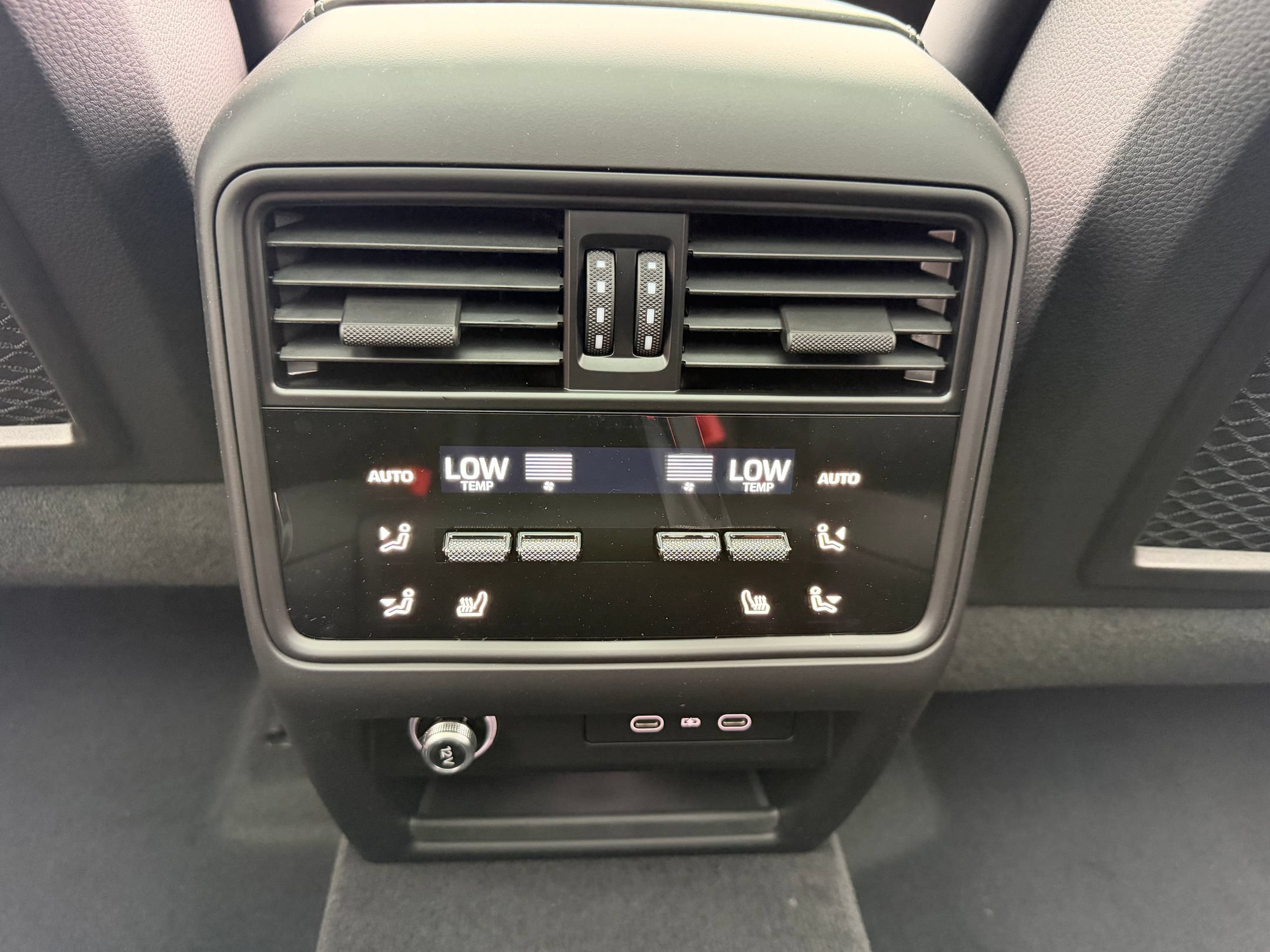 New 2026 Porsche Cayenne E-Hybrid AWD/4WD image 26