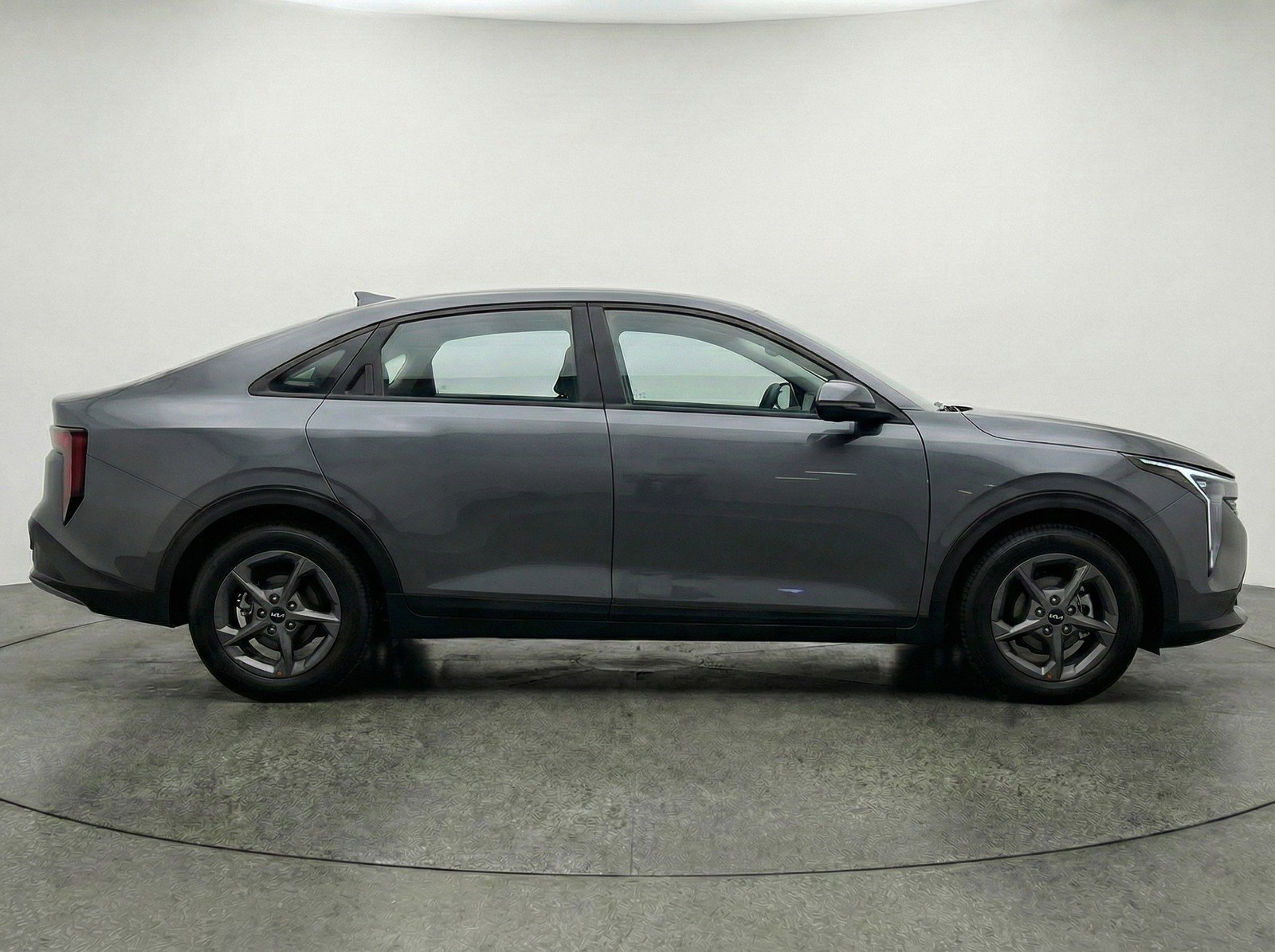 Used 2025 Kia K4 FWD image 9