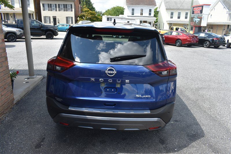 Used 2023 Nissan Rogue SL w/ SL Premium Package AWD/4WD image 5