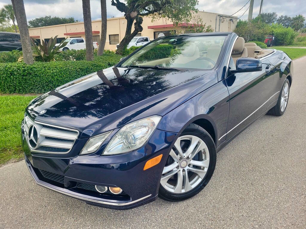 Used 2011 Mercedes-Benz E 350 Cabriolet image 1