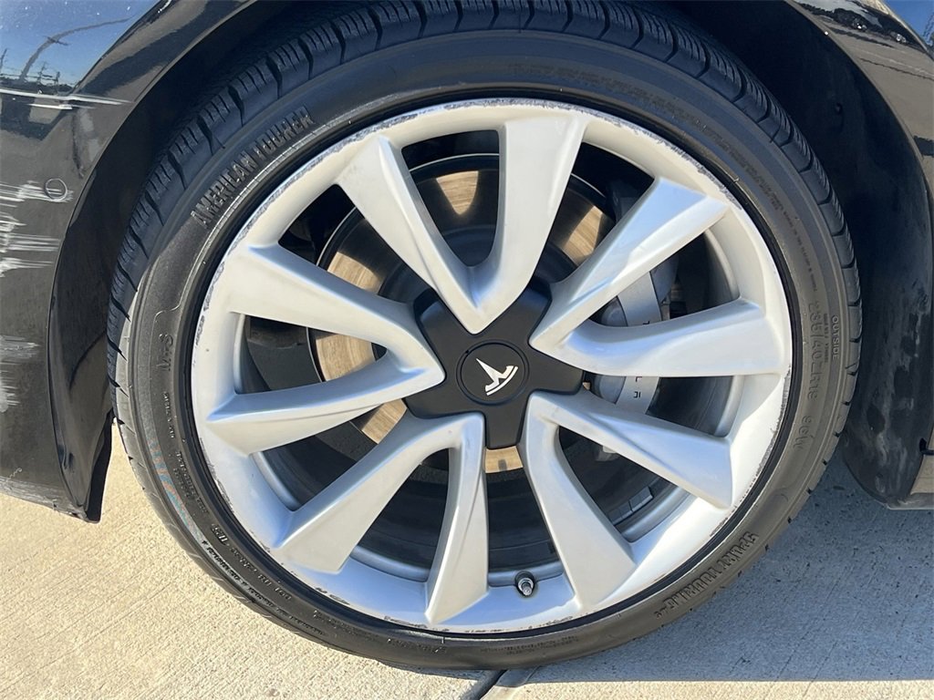 Used 2020 Tesla Model 3 Long Range image 9