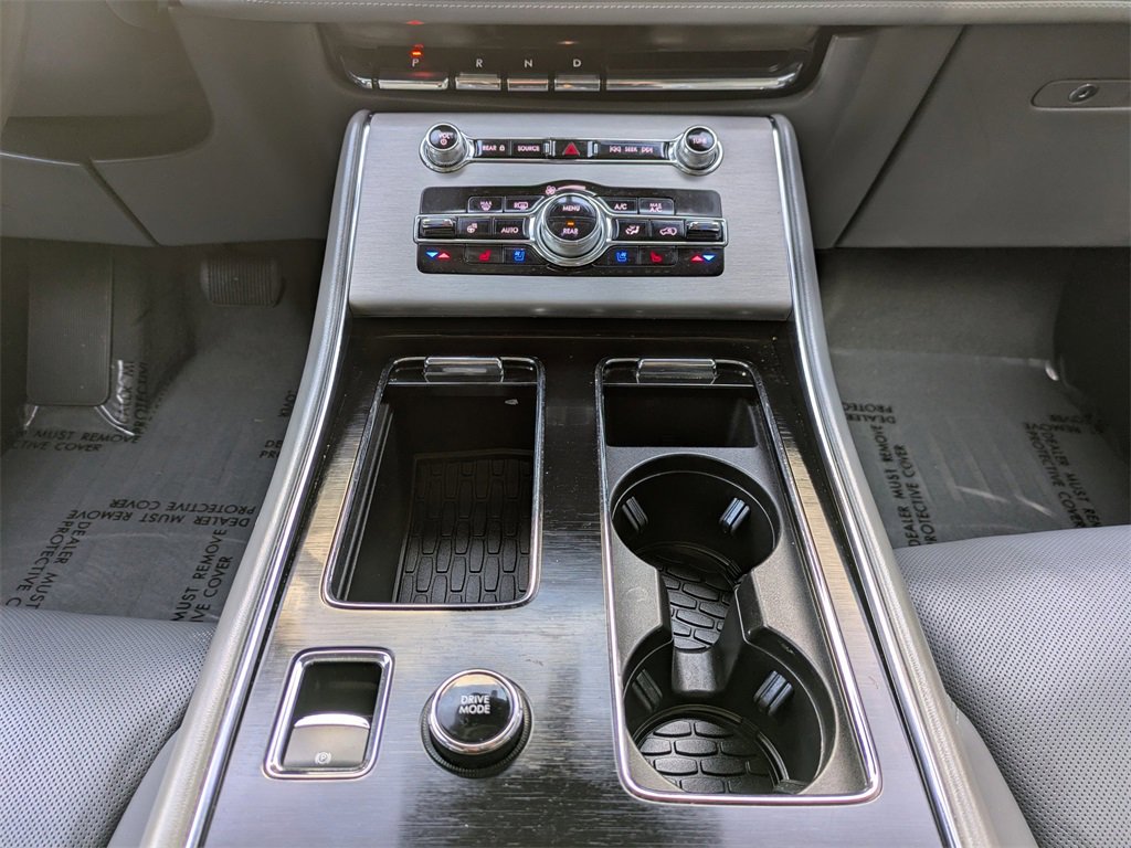 Used 2021 Lincoln Aviator Reserve w/ Equipment Group 201A image 20