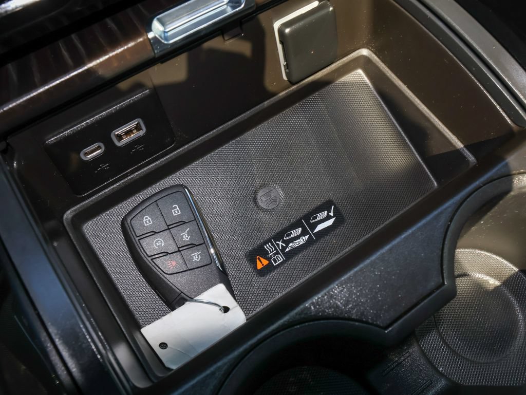 Used 2022 GMC Yukon Denali AWD/4WD image 27