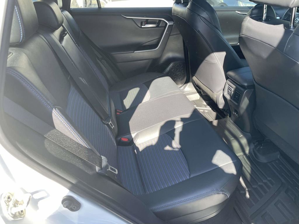 Used 2022 Toyota RAV4 XSE w/ XSE Grade Weather Package AWD/4WD image 47