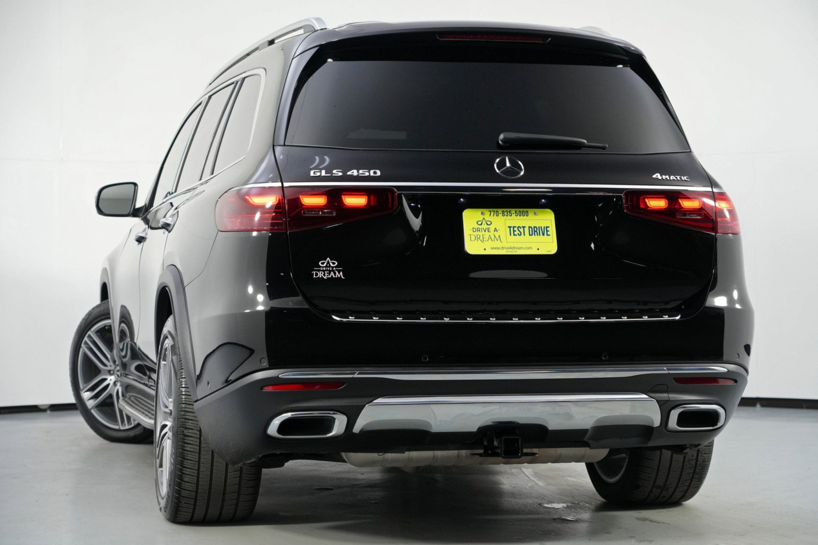 Used 2024 Mercedes-Benz GLS 450 4MATIC image 6