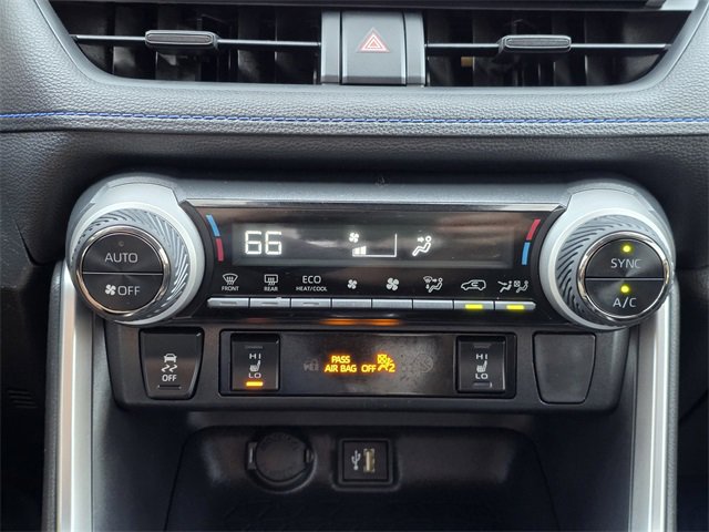 Used 2023 Toyota RAV4 SE w/ Convenience Package image 15