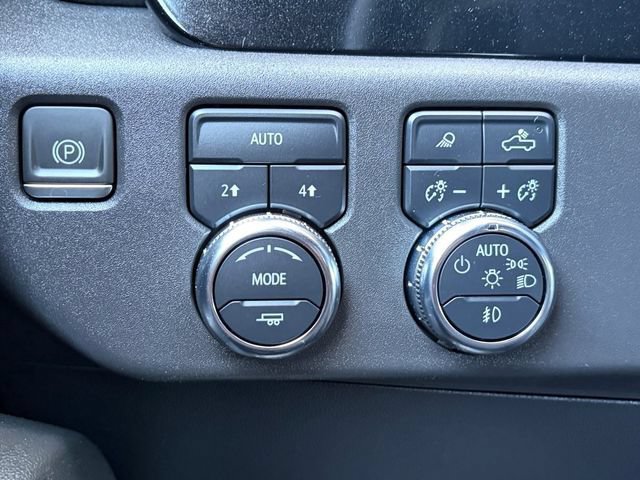 Used 2024 GMC Sierra 1500 SLT AWD/4WD image 5