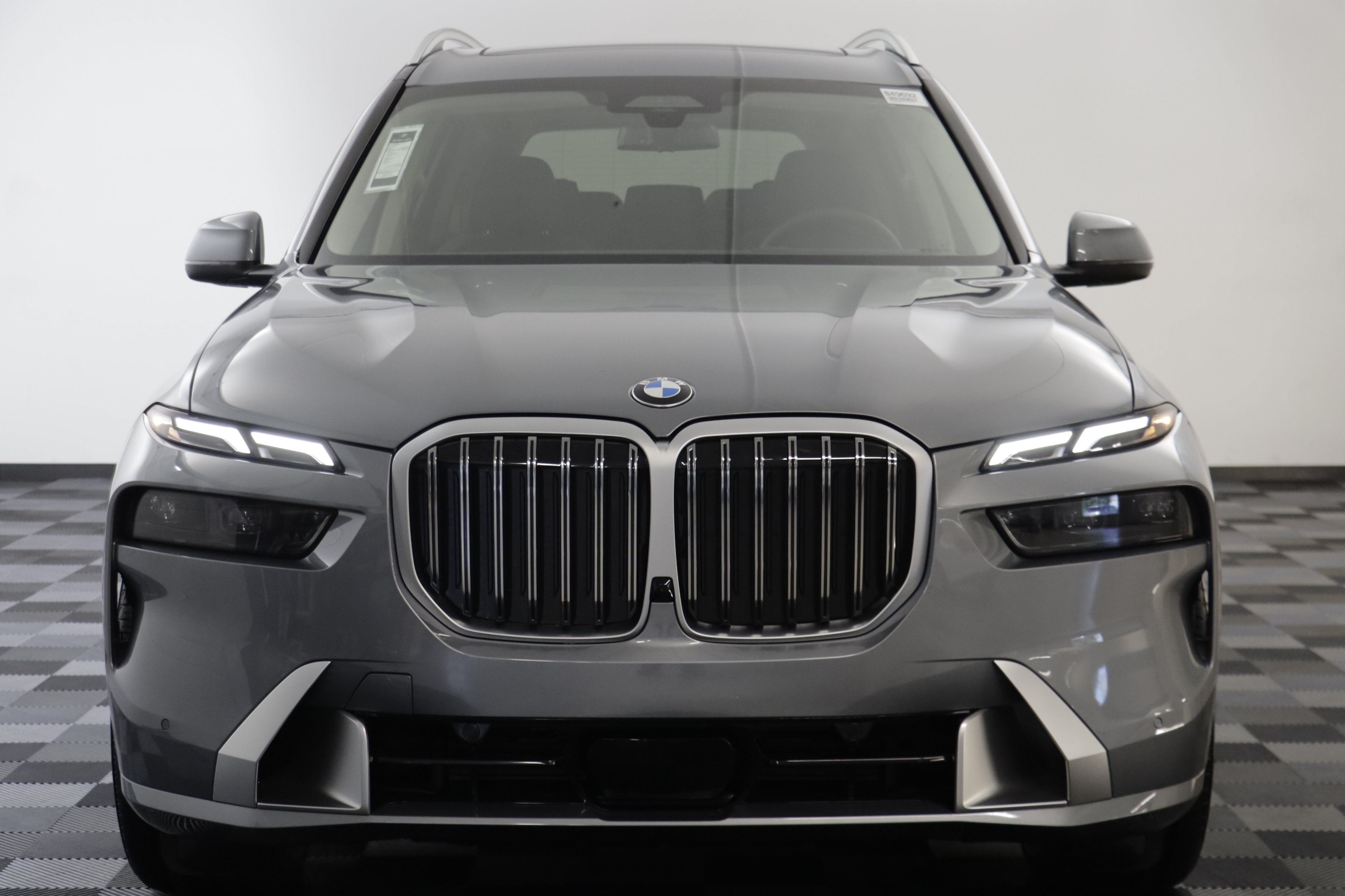 New 2027 BMW X7 xDrive40i w/ Executive Package AWD/4WD image 24