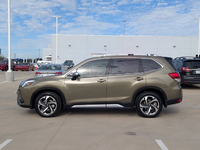 Certified 2024 Subaru Forester Touring AWD/4WD image 3
