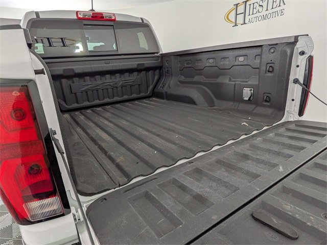 Used 2024 Chevrolet Colorado ZR2 w/ ZR2 Convenience Package III image 29