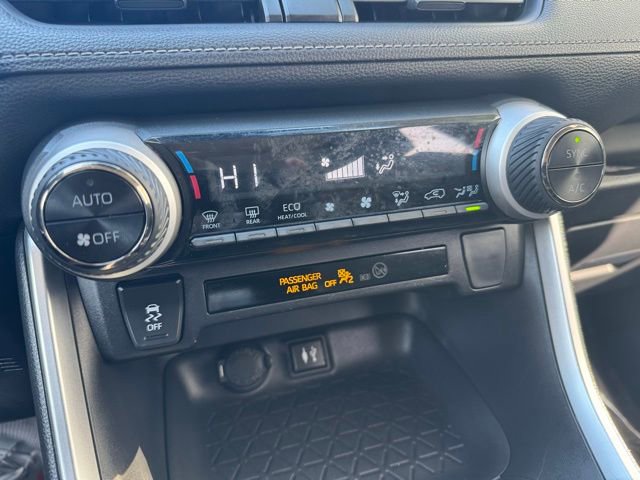 Certified 2019 Toyota RAV4 LE image 11