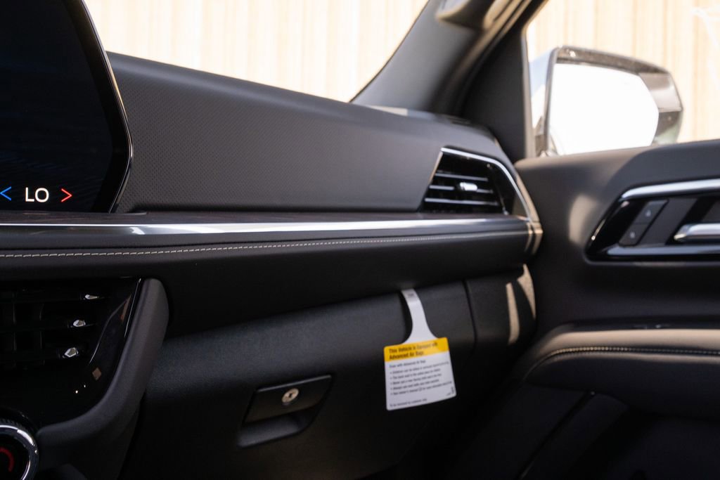 New 2025 Chevrolet Suburban Premier w/ Sun And Tow Package image 33