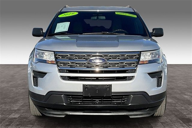 Used 2019 Ford Explorer Base w/ Class III Trailer Tow Package image 3