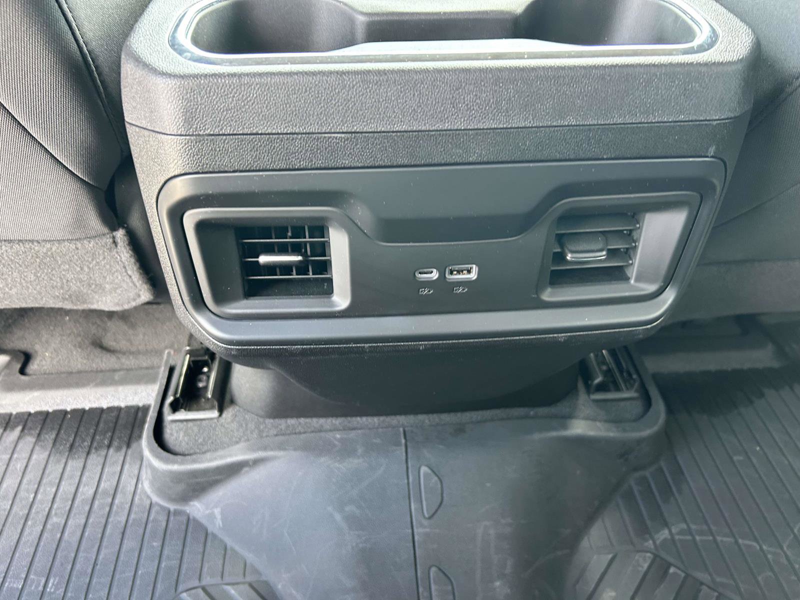 Used 2024 Chevrolet Silverado 1500 RST AWD/4WD image 15