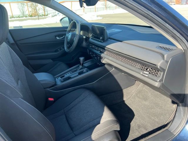 Used 2023 Honda Accord EX image 30