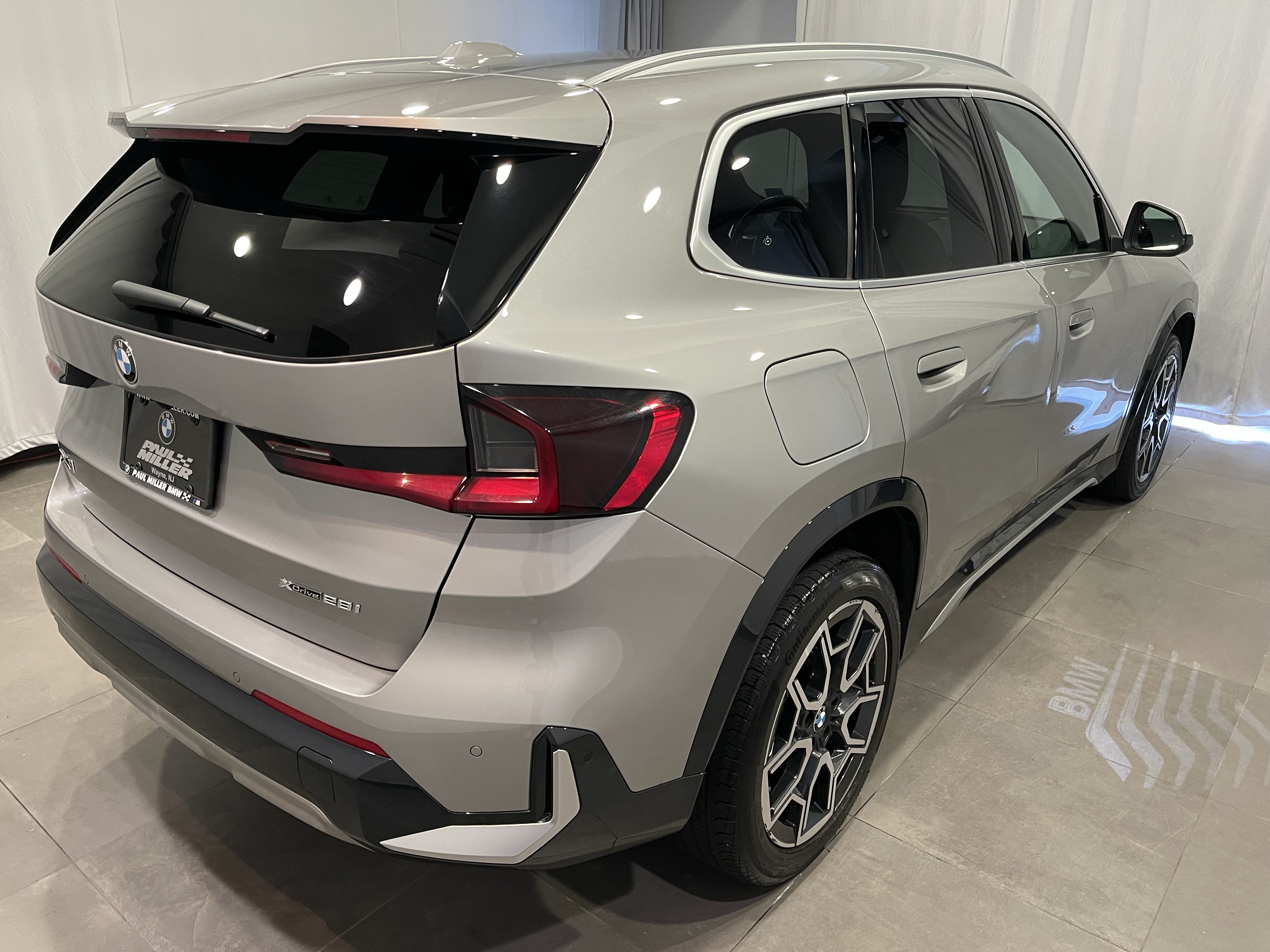 Certified 2023 BMW X1 xDrive28i w/ Convenience Package AWD/4WD image 6