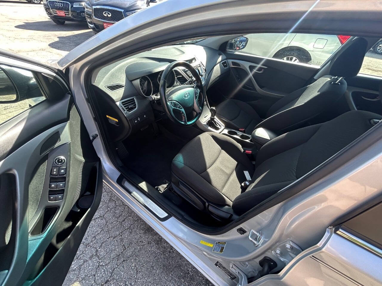 Used 2016 Hyundai Elantra Value Edition FWD image 6