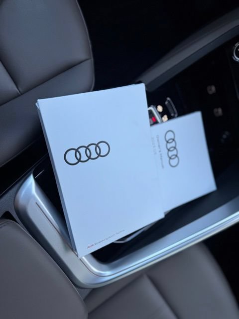 Certified 2025 Audi Q5 Premium w/ 19" Wheel Package AWD/4WD image 17