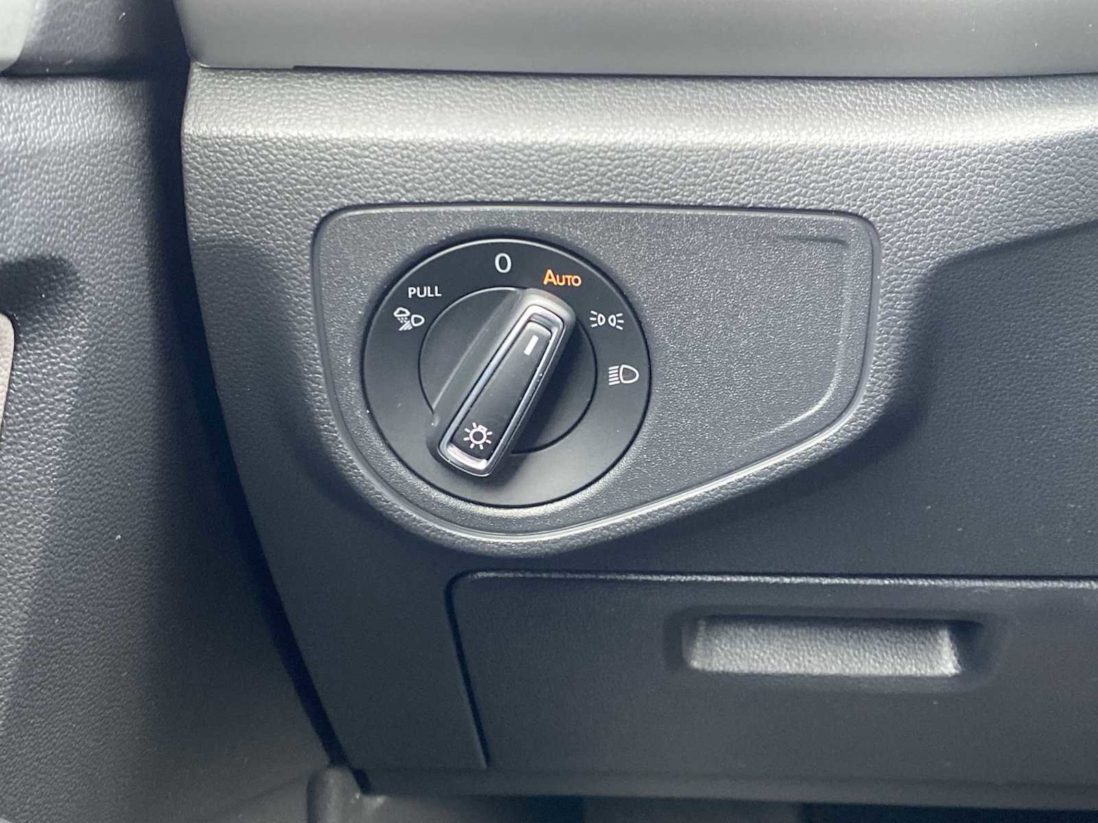 Used 2023 Volkswagen Atlas SEL Premium image 35