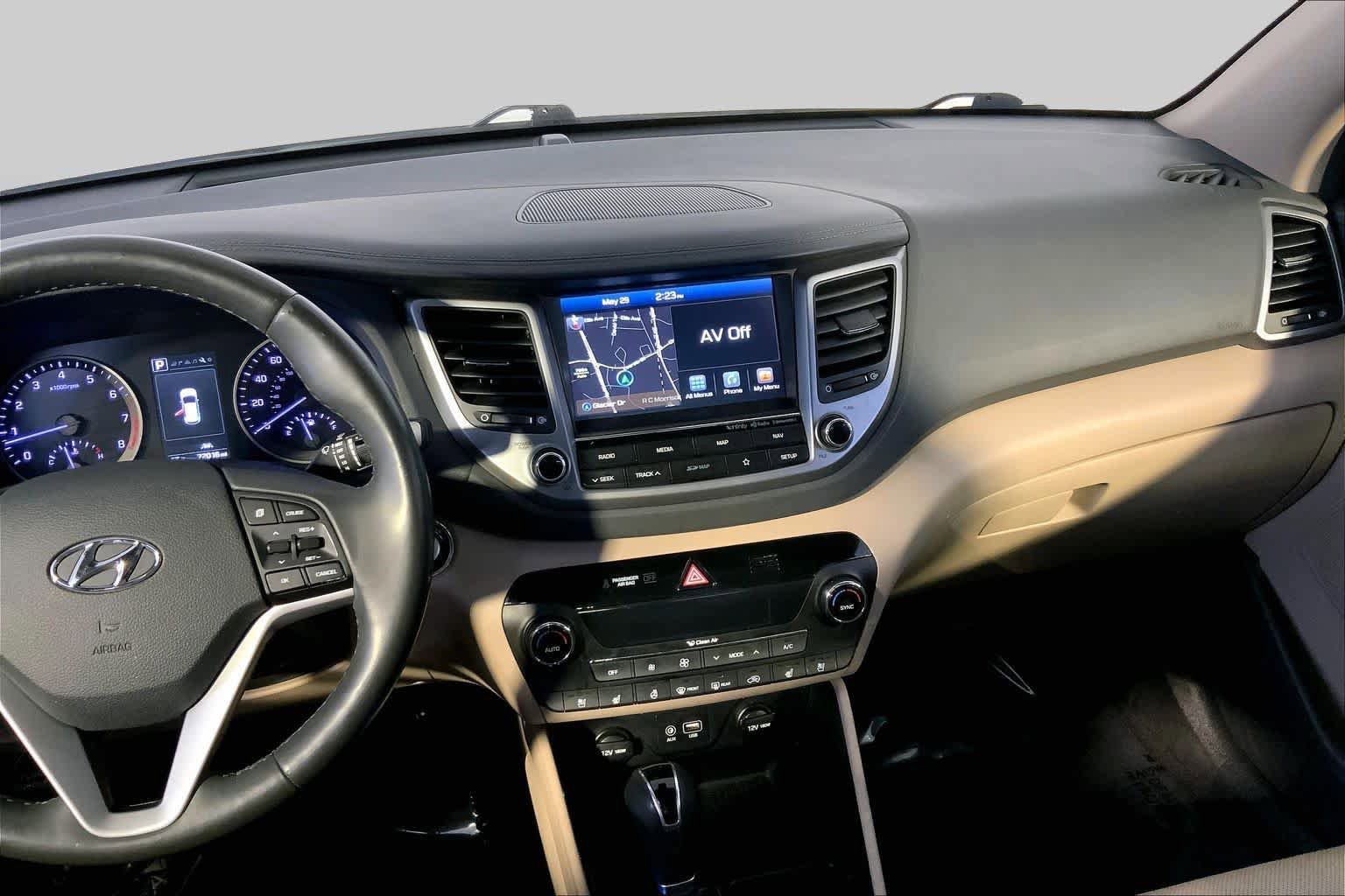 Used 2018 Hyundai Tucson Limited w/ Ultimate Package 02 FWD image 7