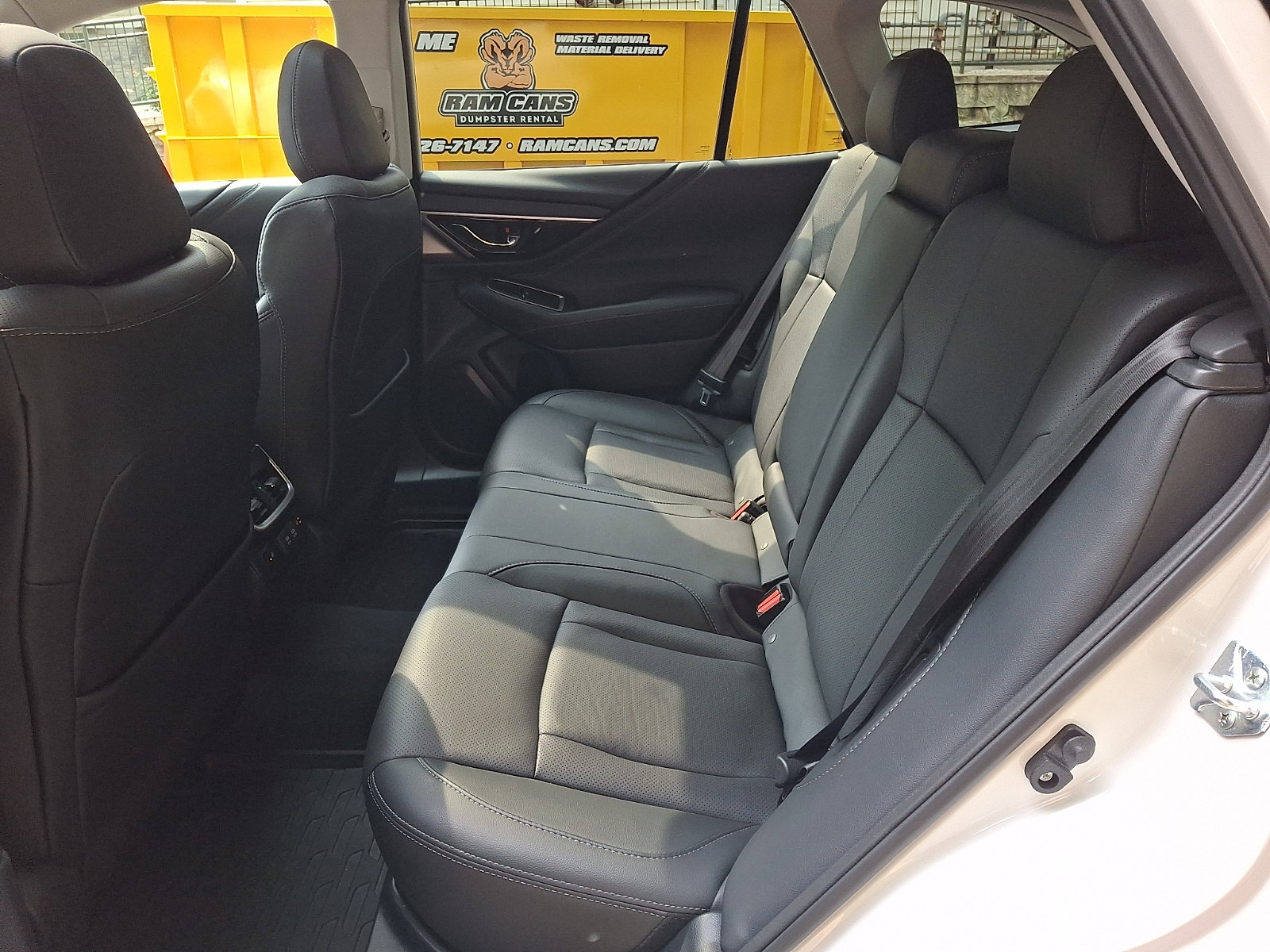Used 2022 Subaru Outback Limited AWD/4WD image 10