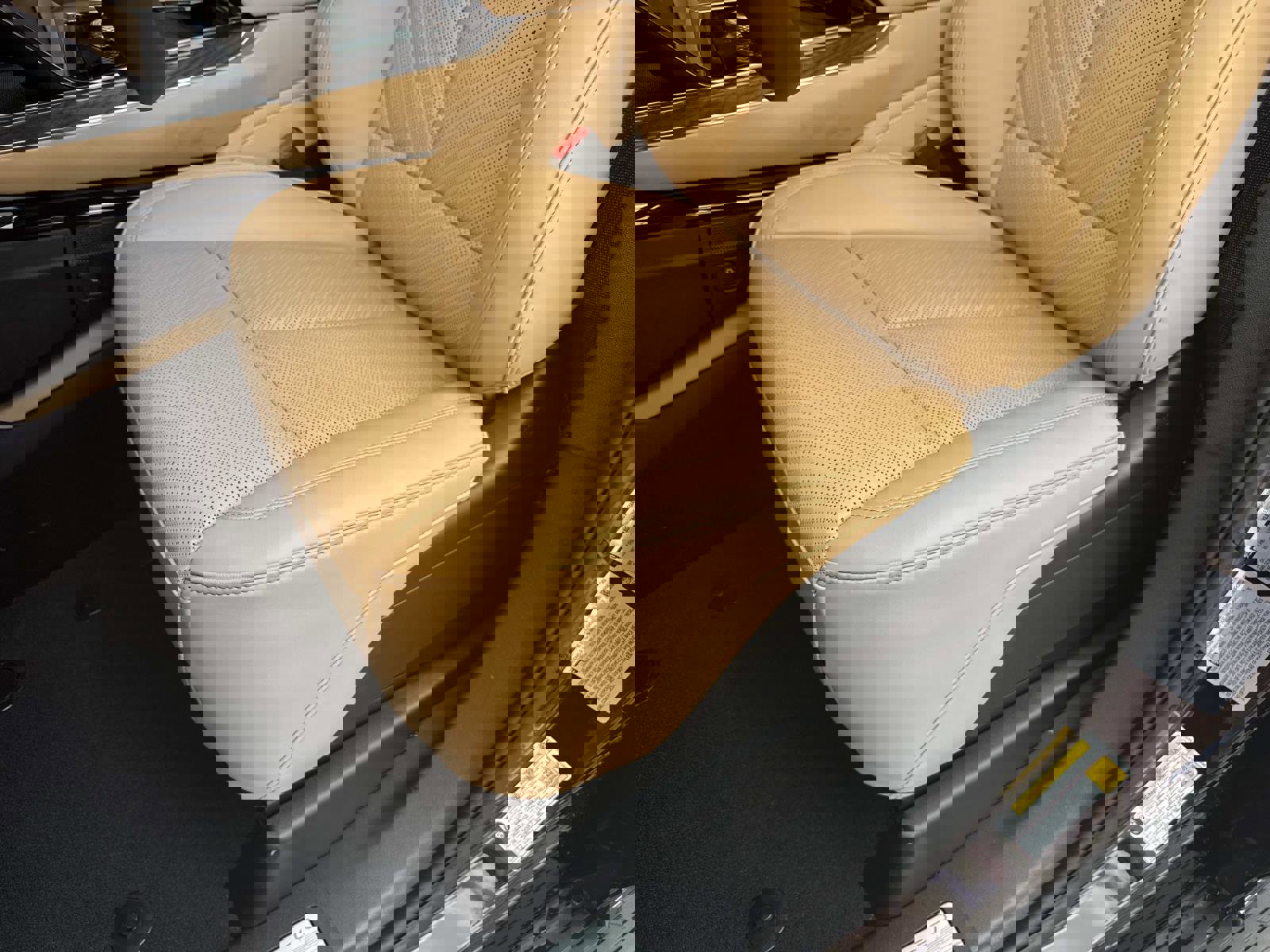 New 2026 Cadillac Escalade IQL Sport 2 w/ LPO, Floor Liner Package image 19