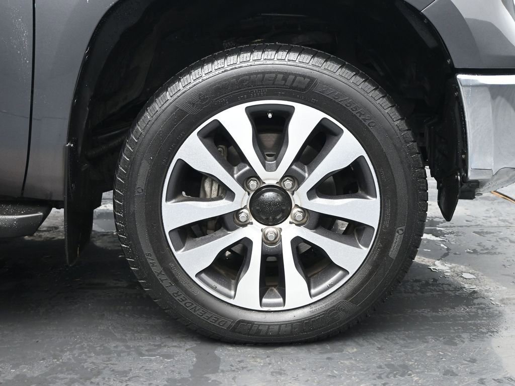 Used 2018 Toyota Tundra Limited image 34