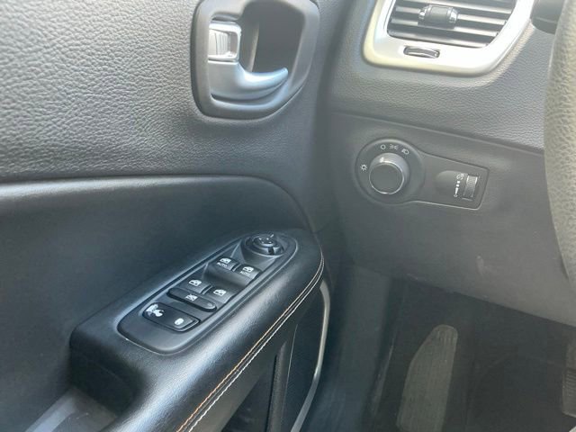 Used 2018 Jeep Compass Sport AWD/4WD image 24