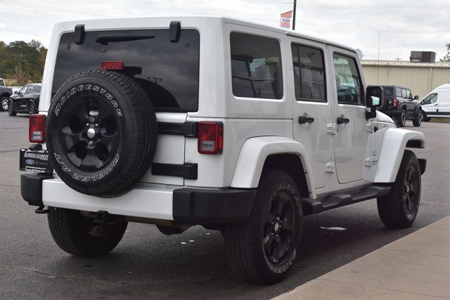 Used 2016 Jeep Wrangler Unlimited Sahara w/ Dual Top Group image 6