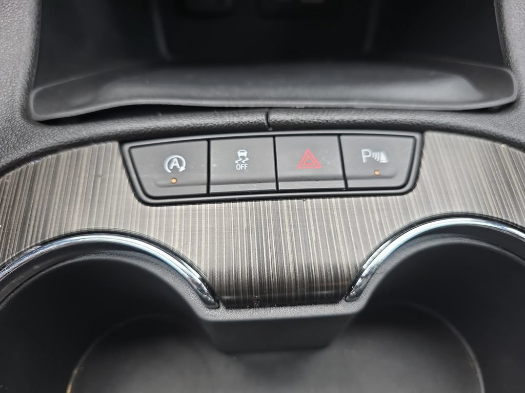 Used 2023 GMC Acadia SLT w/ Preferred Package FWD image 29