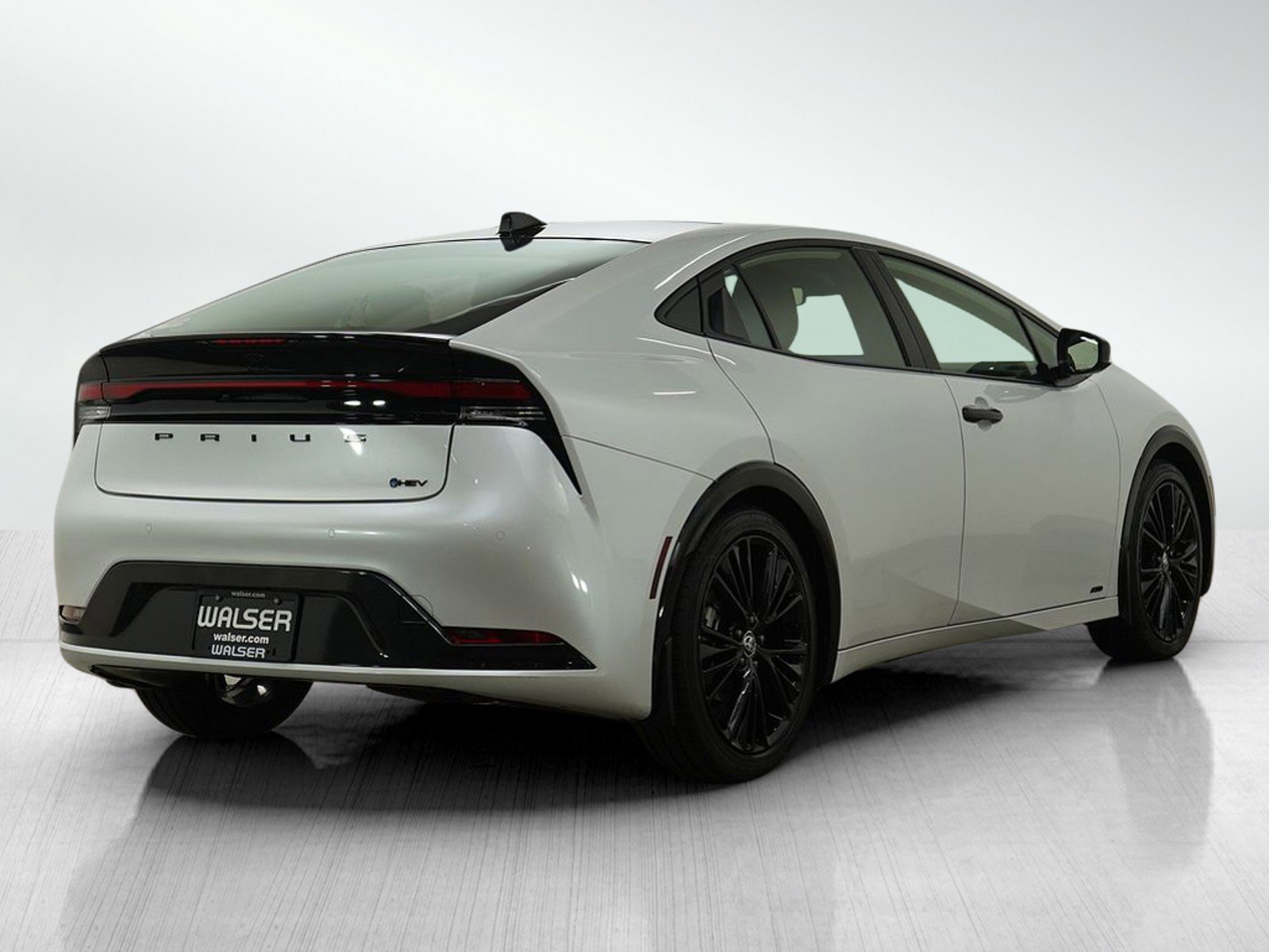 Used 2026 Toyota Prius AWD image 5