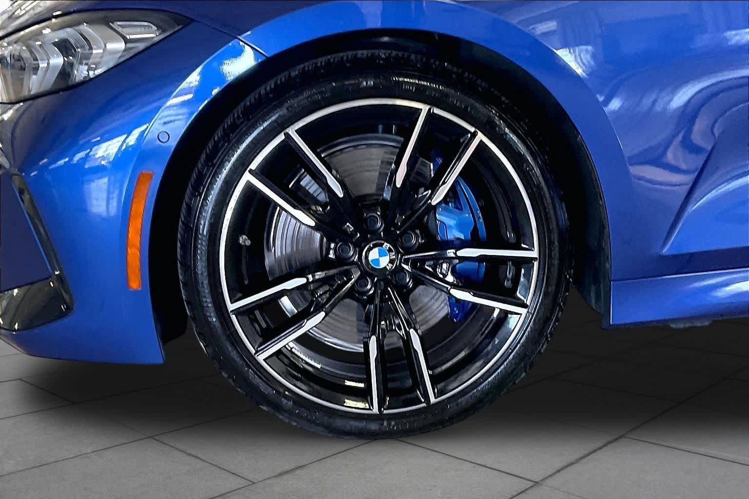 Used 2025 BMW M340i Sedan RWD image 10