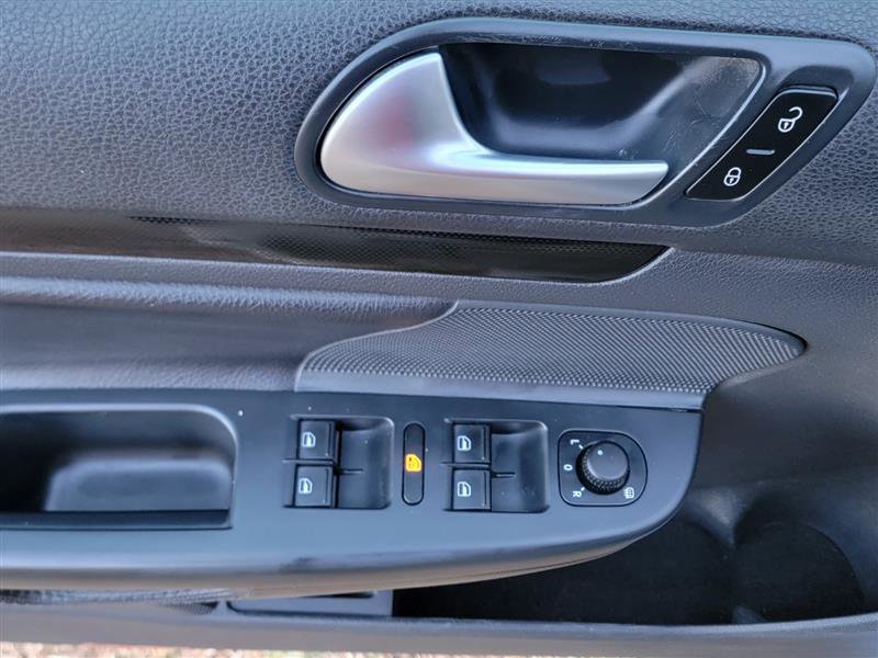 Used 2014 Volkswagen Jetta TDI image 13