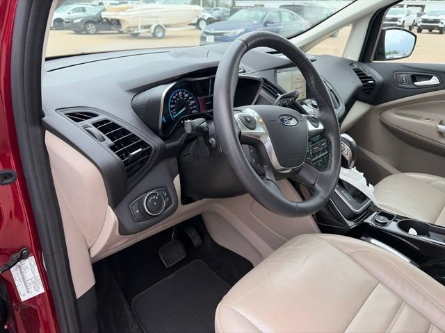 Used 2017 Ford C-MAX Titanium w/ Equipment Group 301A FWD image 11