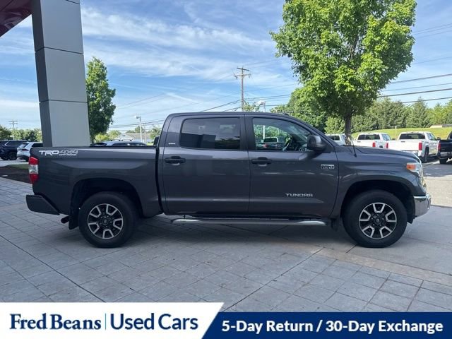 Used 2016 Toyota Tundra SR5 w/ TRD Off Road Package AWD/4WD image 3